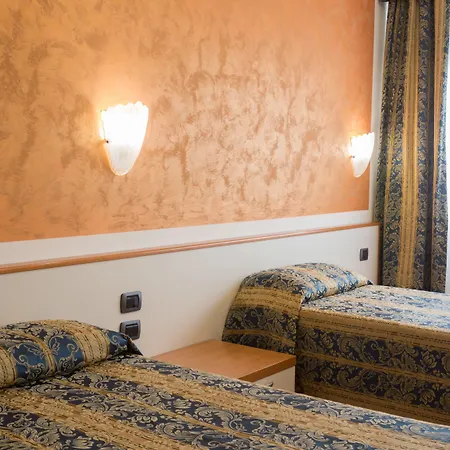 Отель Airmotel Местре