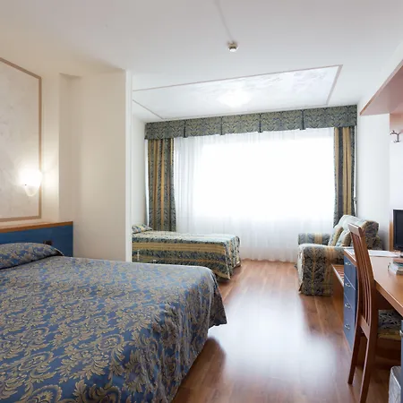 Airmotel Отель Местре