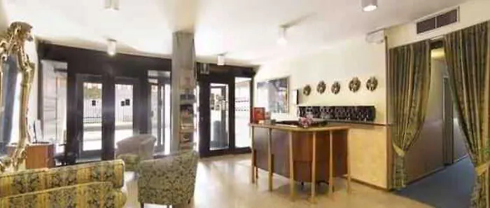 酒店 艾尔木特尔酒店 3*